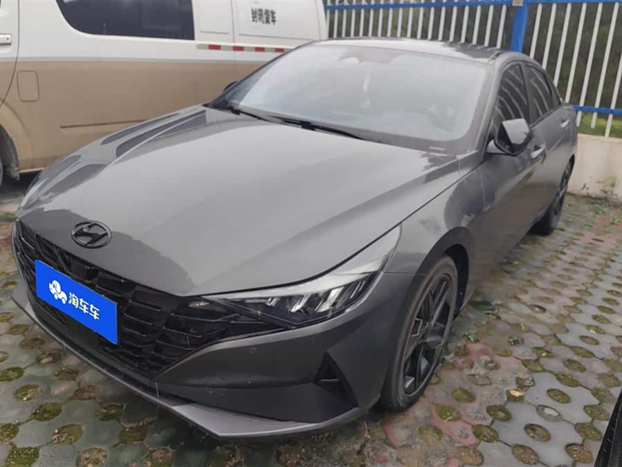 Hyundai Elantra 2022 1.5L CVT 20th Anniversary Edition