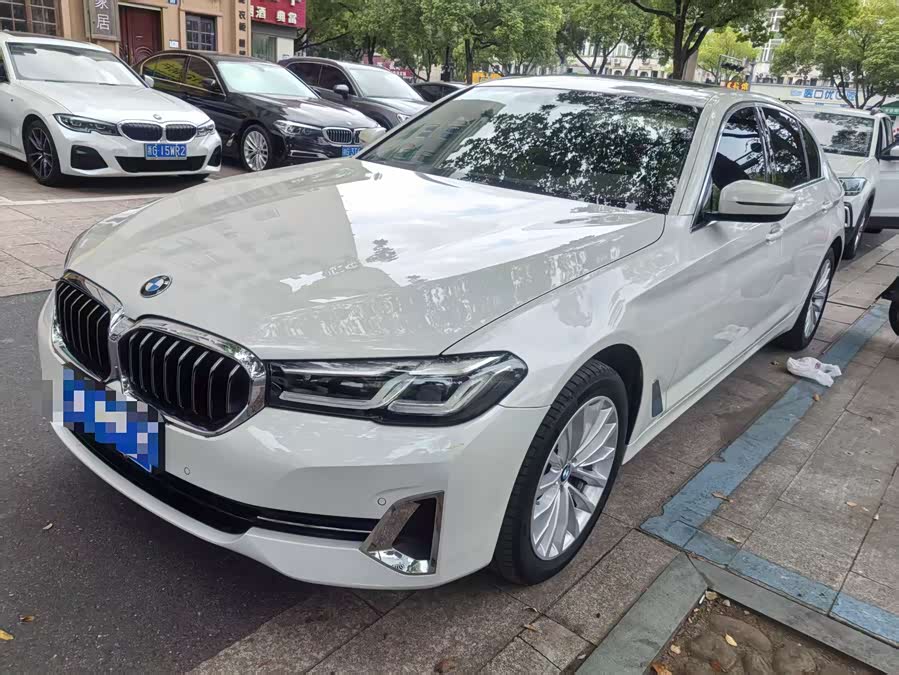 2022 BMW 5 Series Facelift 525Li Luxury Package