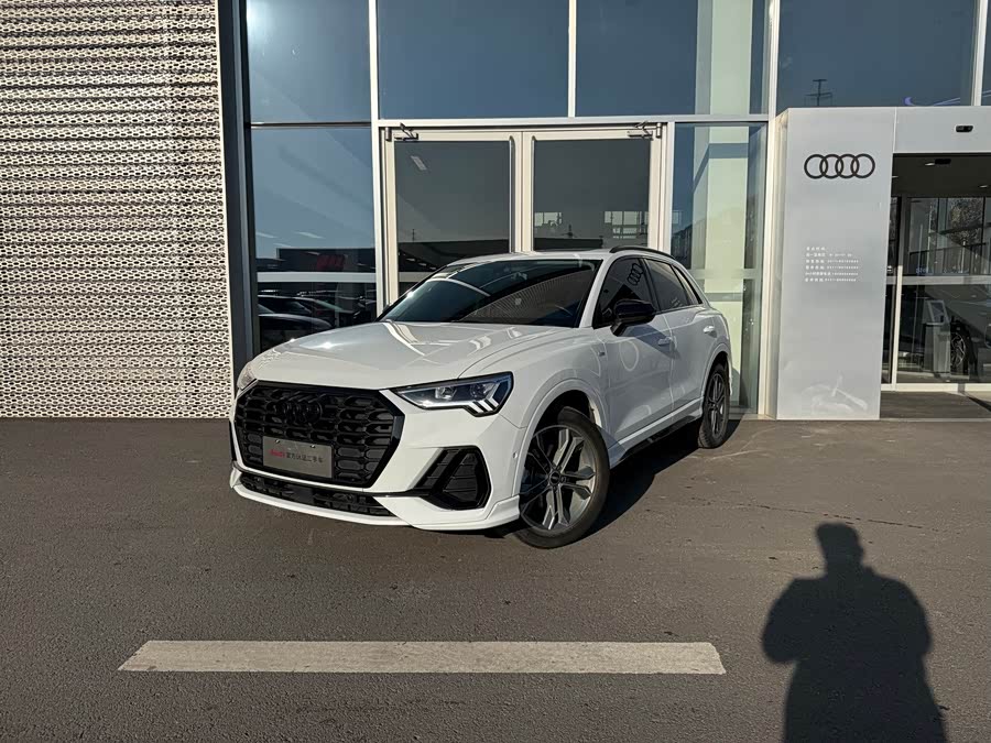 Audi Q3 2023 35 TFSI Fashion Dynamic (1.5T)