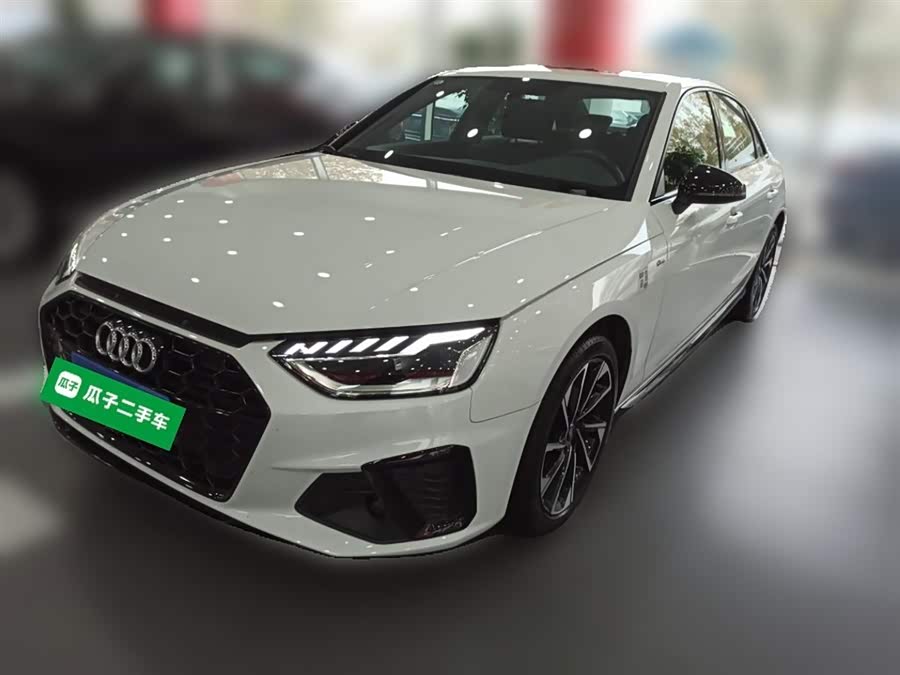 Audi A4L 2023 40 TFSI Luxury Dynamic