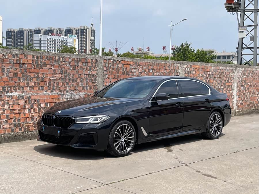 2021 BMW 5 Series 530Li Leading Edition M Sport Package