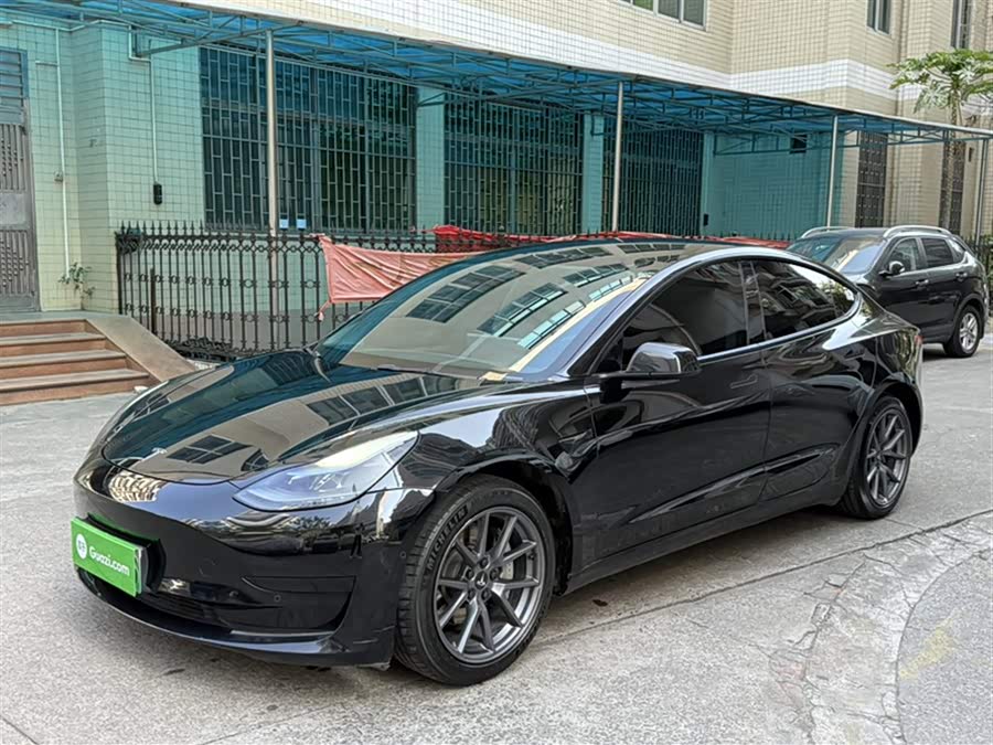 Model 3 2022 Rear-Wheel Drive