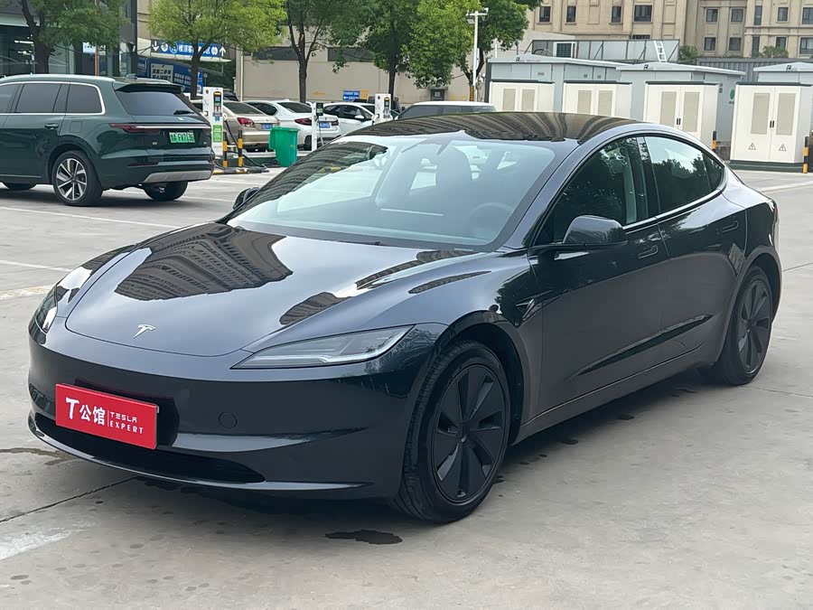 Model 3 2023 Rear-Wheel Drive