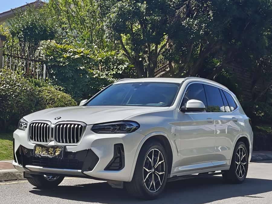2023 BMW X3 xDrive25i M Sport Package