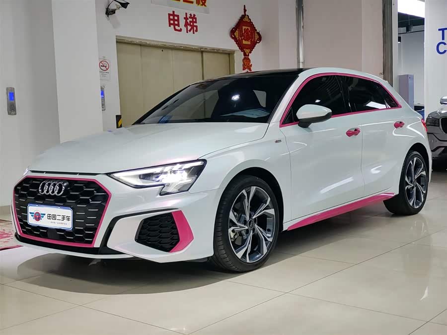 Audi A3 2023 Sportback 35 TFSI Fashion Sport – фото 1