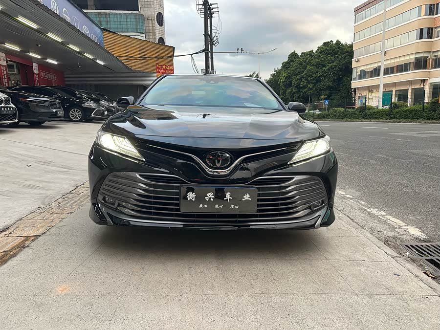 Camry 2021 2.5G Luxury Edition