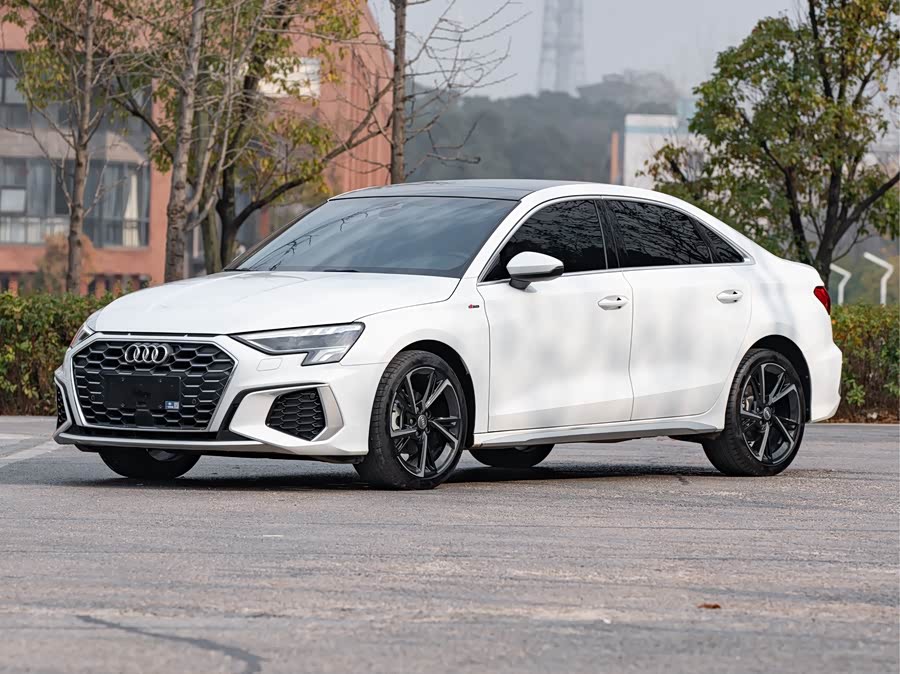 2022 Audi A3 A3L Limousine 35 TFSI Fashion Sport
