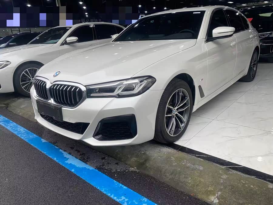 2022 BMW 5 Series 525Li M Sport Package