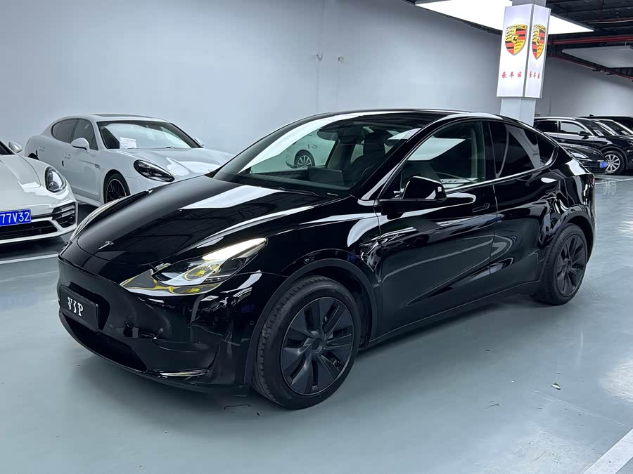 Model Y 2024 Rear-Wheel Drive