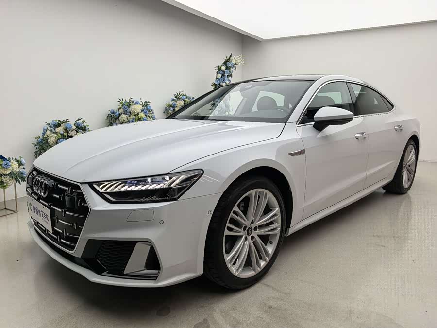 Audi A7L 2024 45 TFSI quattro Luxury Edition