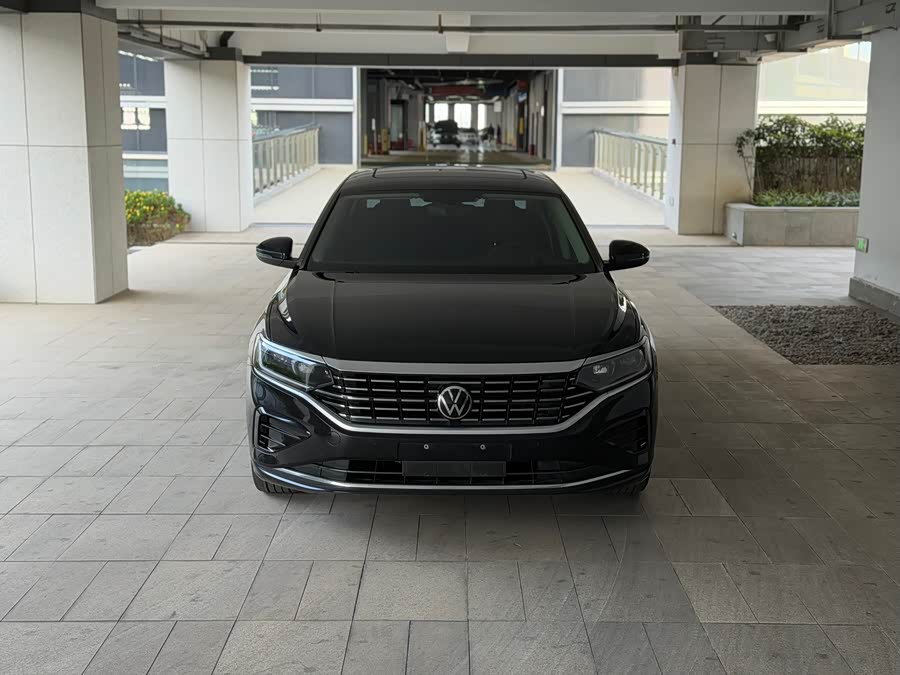 2022 Volkswagen Passat 330TSI Elite Edition