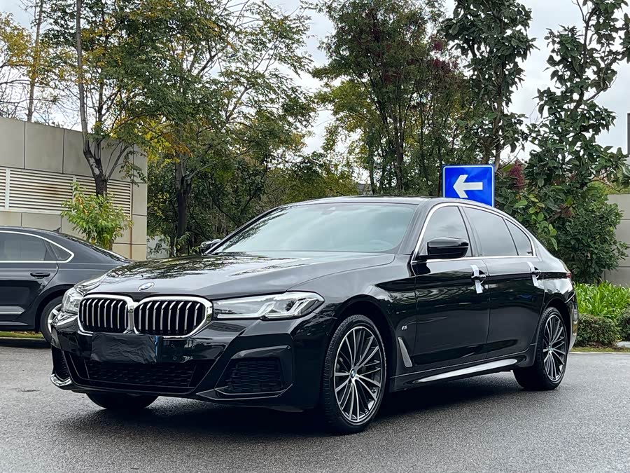2023 BMW 5 Series 530Li Leading Edition M Sport Package