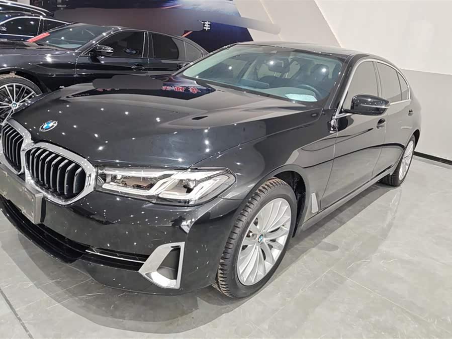 2022 BMW 5 Series 525Li Luxury Package