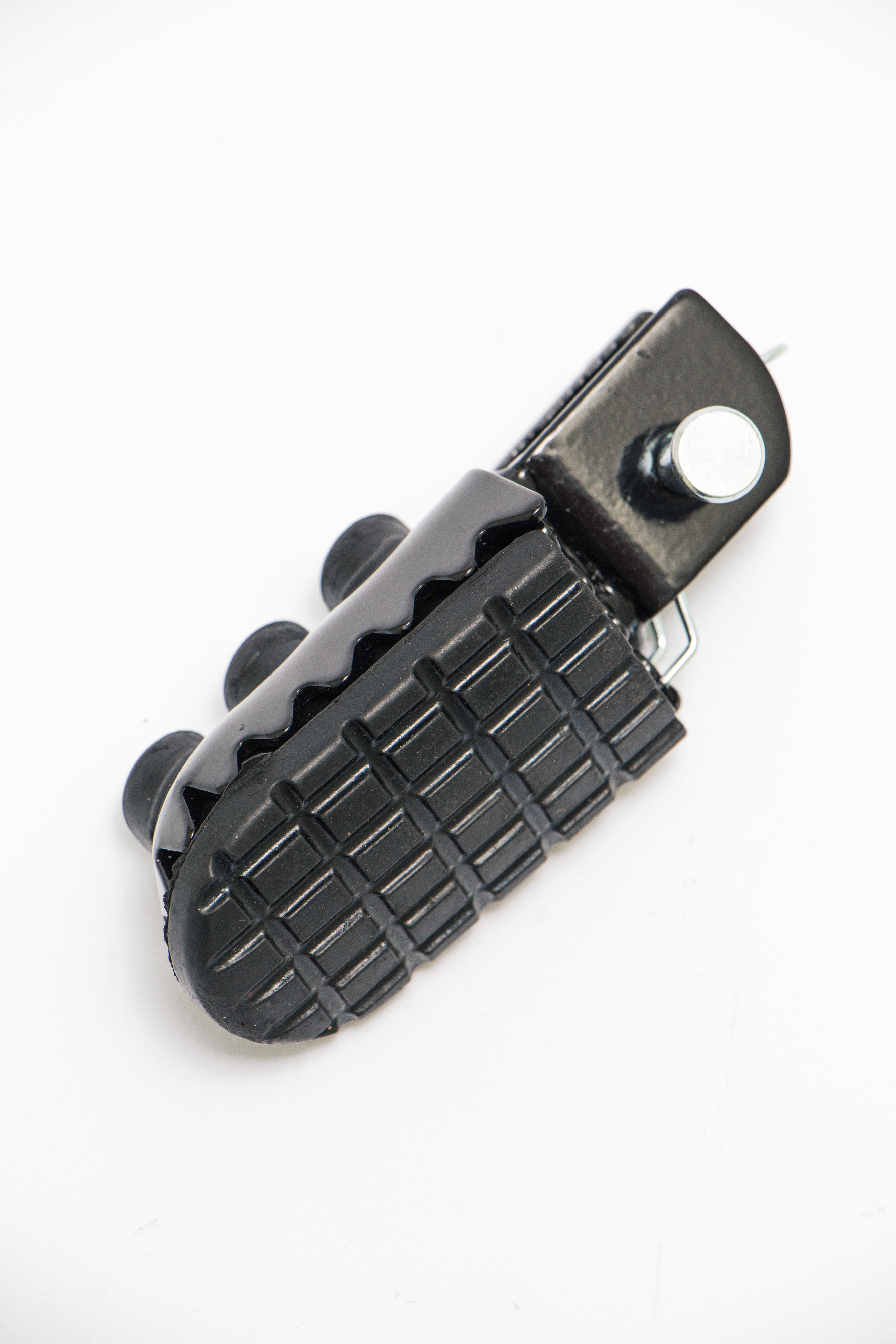 Изображение XSR0090 Подножка водителя левая