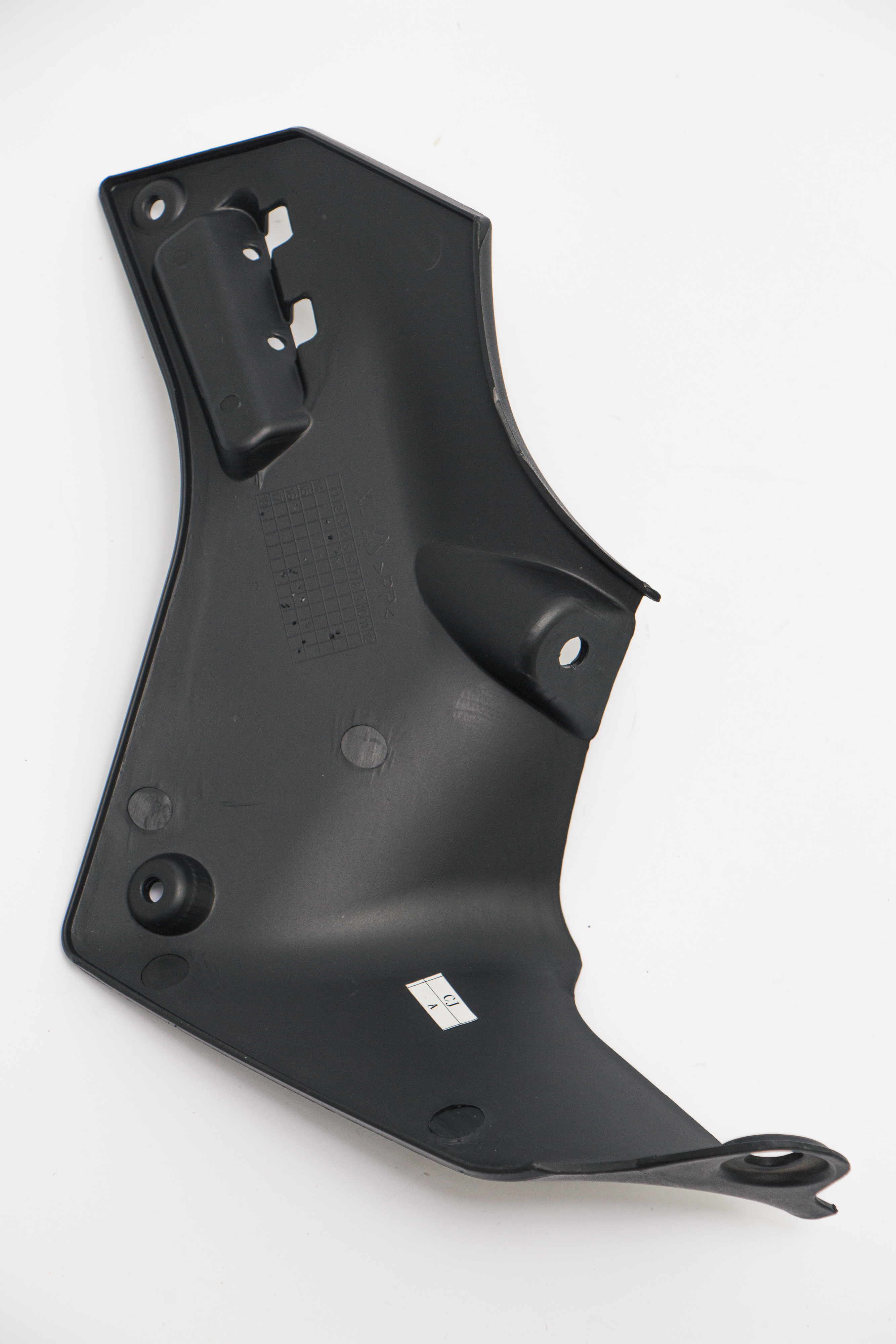 Изображение FIG0017 Облицовка бензобака внутренняя правая