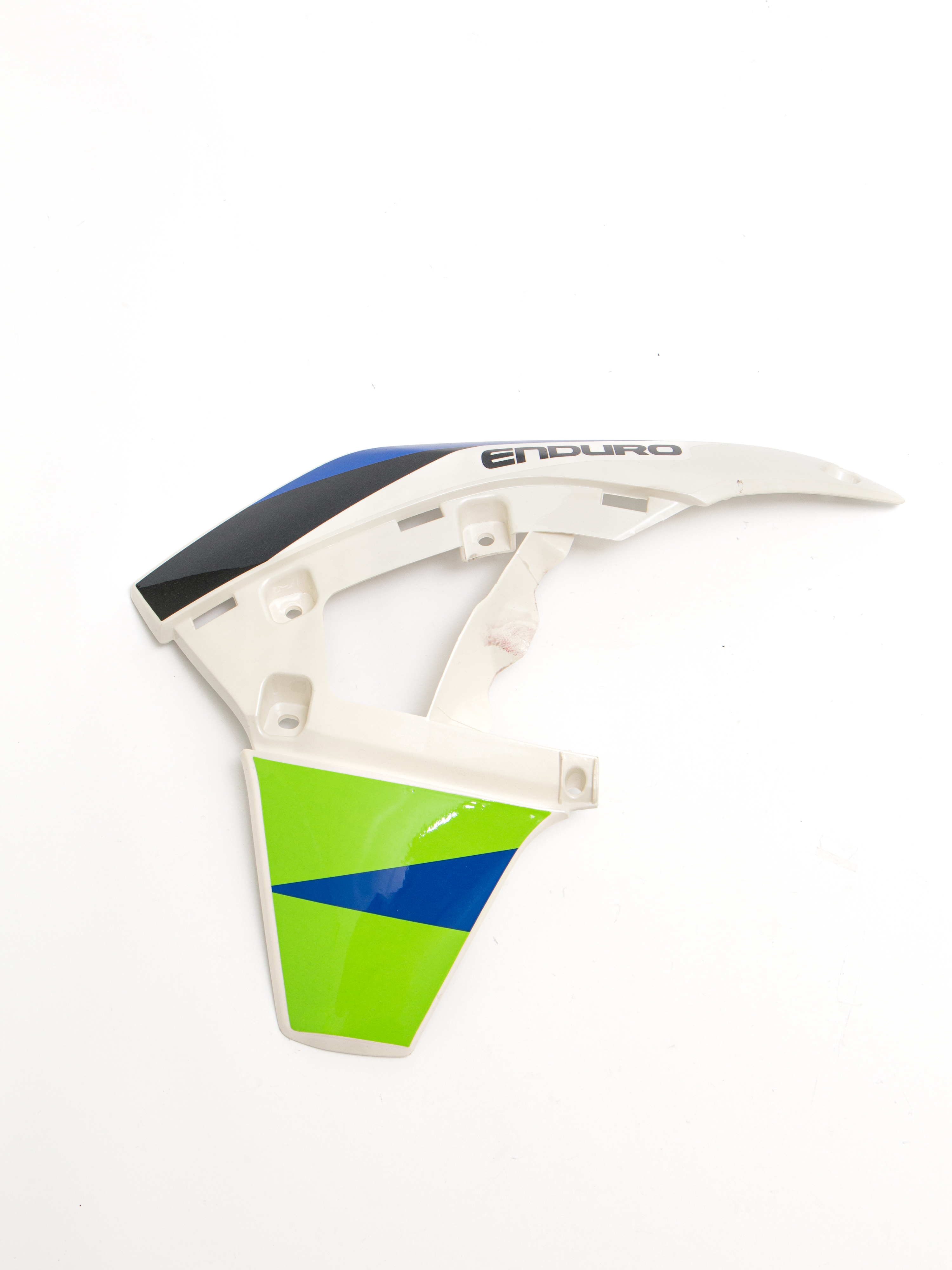 Изображение ENA0052 Облицовка бака передняя левая