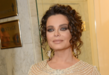 Сенсационные кадры: Николаев поделился трогательным архивным видео с Королевой 10fa2415-f378-4aab-864c-1427083e6a32-67c6c3fe