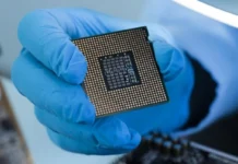 Производство отечественных микрочипов запустят на Урале 66efce8f-4709-439e-9a6f-86efcc1c2538-67dc47ec