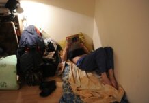 Женщина выгнала мужа на улицу из за несбывшихся надежд на военные выплаты c7e7dd7a-9ec9-4238-af3e-d87318ecd3c3-67db0533