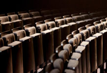 Театр Ленком принял решение об изменениях в оформлении фойе Открытие первой театральной площадки современной клоунады Театр на Цветном