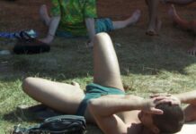 Журналист Денис Сорокин произвел фурор на пляже Дивноморска своей эффектной внешностью f0cf1f61-1b8d-404c-a324-b143db1604eb-67c8f1c4