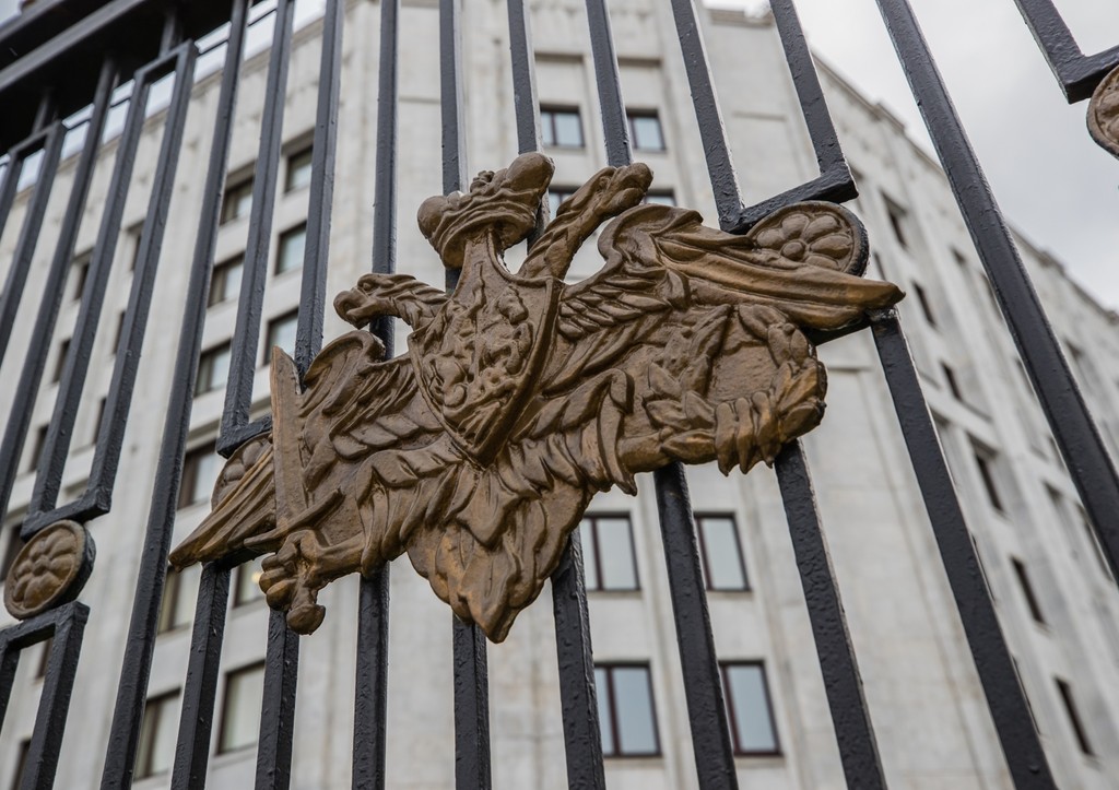 Минобороны потребовало взыскать 5,5 млн рублей с РЖД