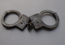 Правоохранительные органы успешно раскрыли дело о трагедии в Черняховске Наручники