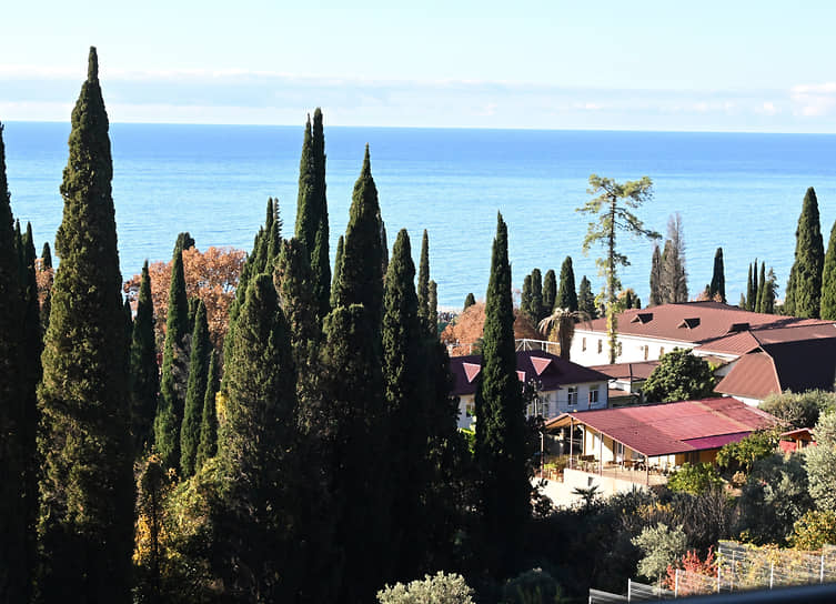 Абхазия приветствует туристов после снятия ограничений и встречи с Путиным-0