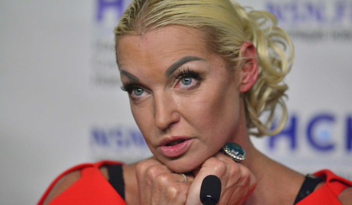 Уехавшая на отдых Волочкова выложила фото с оголенной грудью