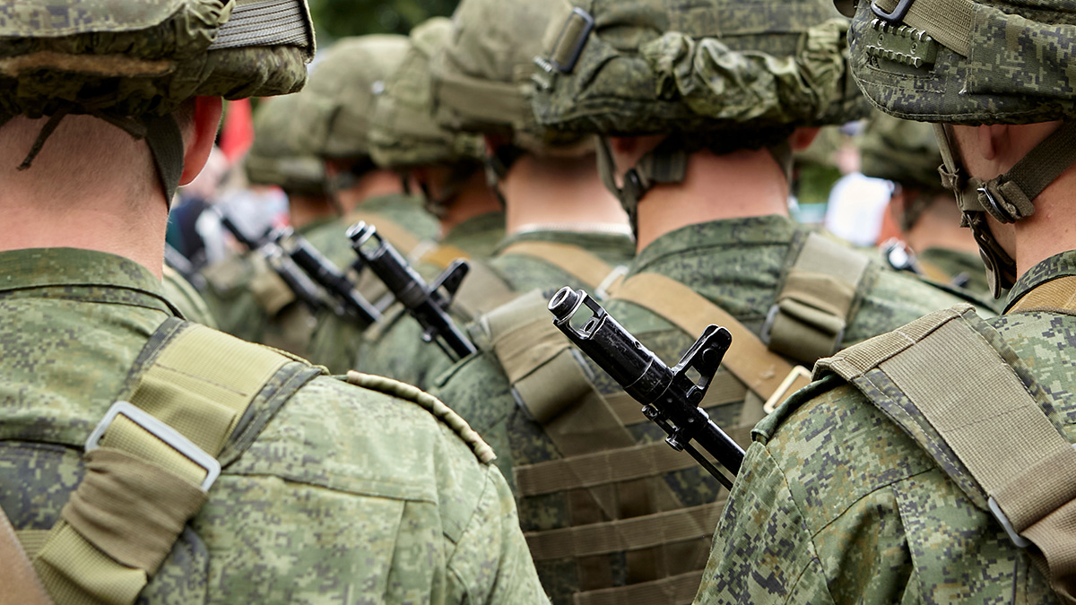 Россиянин месяц уклонялся от службы и получил более двух лет колонии