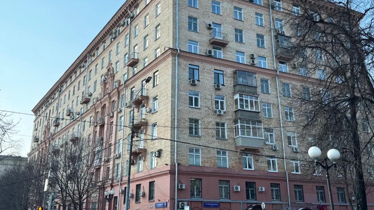 На Фрунзенской набережной восстановят дом, созданный по проекту архитектора Вулыха