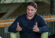 Эдгард Запашный предсказывает волну оправданий от молчавших артистов edgard zapashnyj predskazyvaet volnu opravdanij ot molchavshih artistov-onlymainnews-ru-174135076400-0