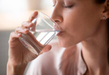 Эксперт Майкл Чичак раскрывает правду о гидратации и здоровье сердца в Больнице Святой Элизабет ekspert majkl chichak raskryvaet pravdu o gidrataczii i zdorove serdcza v bolnicze svyatoj elizabet-onlymainnews-ru-174307526300-0