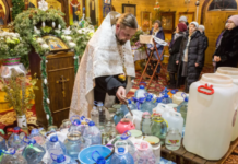 Михаил Иванов из Брянской области раскрыл духовные секреты святой воды в России mihail ivanov iz bryanskoj oblasti raskryl duhovnye sekrety svyatoj vody v rossii-onlymainnews-ru-174229518700-0