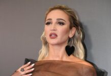 Ольга Бузова в Сочи Радует Поклонников Новыми Яркими Эмоциями и Планами olga buzova v sochi raduet poklonnikov novymi yarkimi emocziyami i planami-onlymainnews-ru-174242431600-0