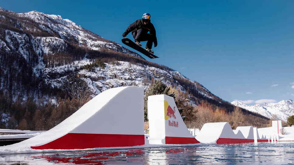 Prada представляет инновационную коллекцию для экстремального спорта-0