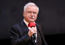 Сергей Никоненко о будущем Михаила Ефремова и возможном возвращении в Москву Юбилейный вечер народного артиста России Сергея Никоненко в Центральном доме кинематографистов