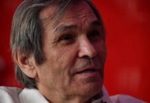 Тяжелобольной Бари Алибасов отказывается от лечения и шлет всех подальше tyazhelobolnoj bari alibasov otkazyvaetsya ot lecheniya i shlet vseh podalshe-onlymainnews-ru-174121912600-0