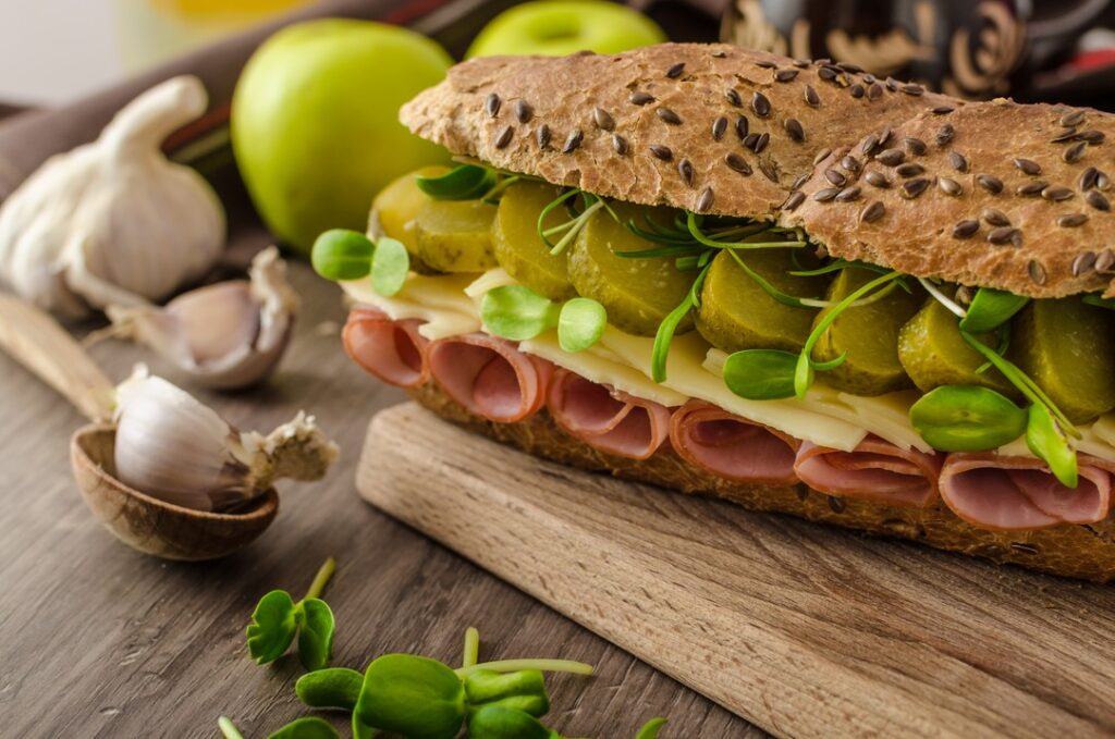 вкусный сэндвич