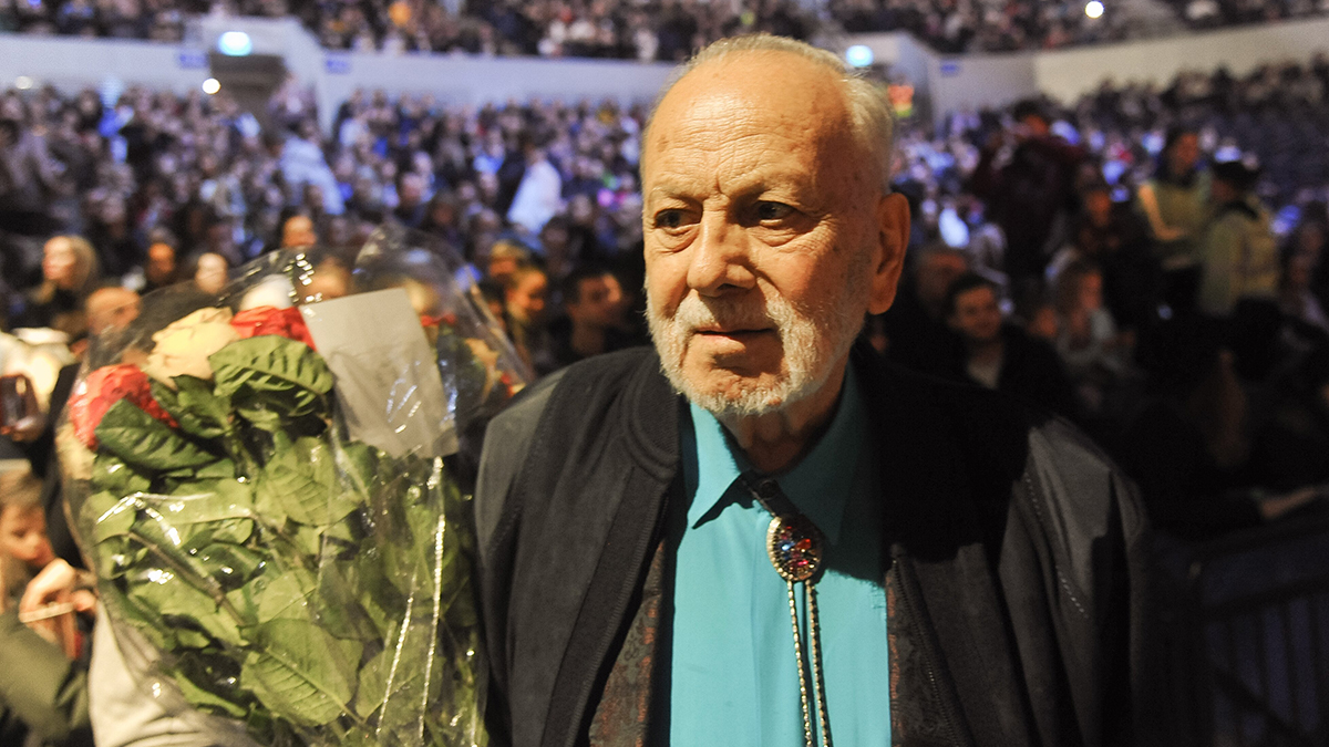 Гуляев, Лепс, Пригожин: кто из звезд приехал на прощание с Бедросом Киркоровым