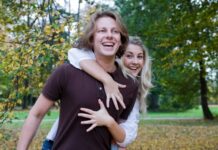 5 причин обнять близкого человека и подарить радость здоровых отношений 5 prichin obnyat blizkogo cheloveka i podarit radost zdorovyh otnoshenij-onlymainnews-ru-174359213000-0