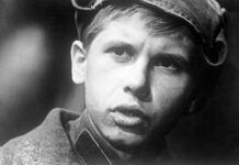 aleksej krychenkov iz devchat o svoej zhizni posvyashhennoj teatru i kino-onlymainnews-ru-174586206300-0
