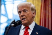 Дональд и Мелания Трамп отправятся на прощание с Папой Франциском в Риме donald i melaniya tramp otpravyatsya na proshhanie s papoj francziskom v rime-onlymainnews-ru-174527419500-0