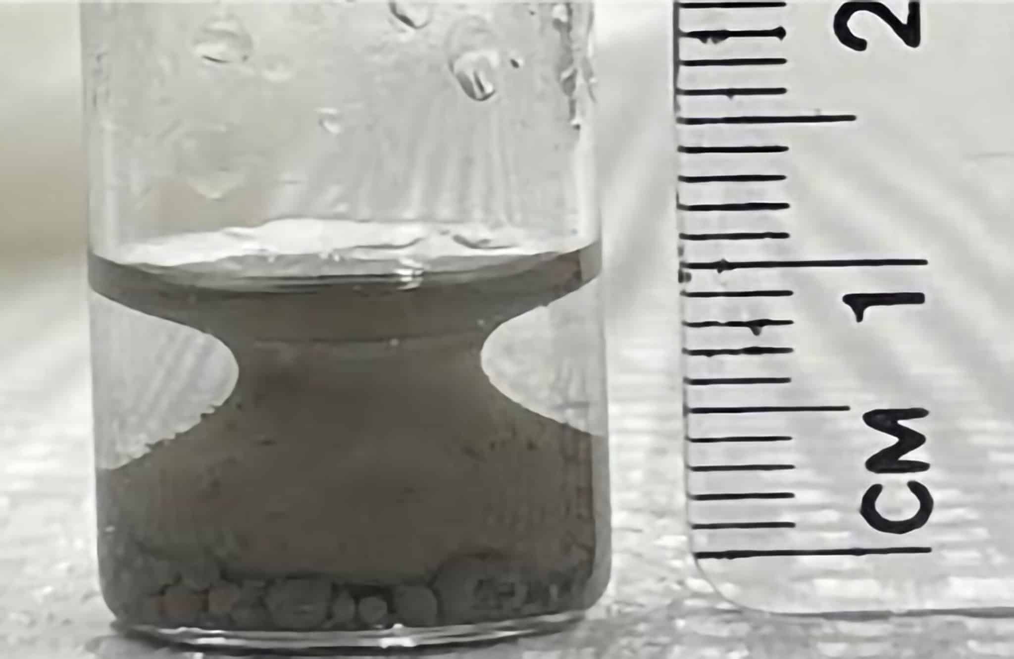 Эмульсия с магнитными частицами открытие Энтони Райха и команды Тафтского университета-0