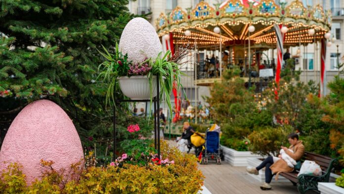 festival pashalnyj dar v moskve yarkie sobytiya na tverskoj ploshhadi-onlymainnews-ru-174504447800-0