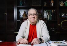 Геннадий Хазанов и Данила Козловский представят моноспектакль Frank в Театре эстрады gennadij hazanov i danila kozlovskij predstavyat monospektakl v teatre estrady-onlymainnews-ru-174550504300-0