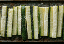 hrustyashhie kabachkovye palochki s syrom nizkokalorijnoe blyudo-onlymainnews-ru-174498110500-0