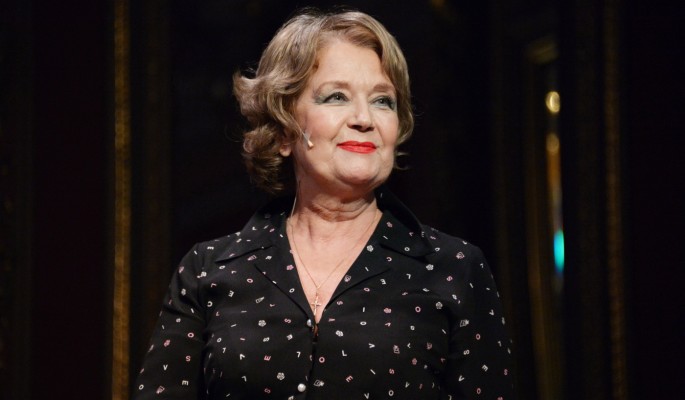 Алферова осудила Васильеву за слова о домогательствах на работе