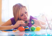 Оригинальные идеи украшения пасхальных яиц - создаем яркие крашенки вместе originalnye idei ukrasheniya pashalnyh yaicz sozdaem yarkie krashenki vmeste-onlymainnews-ru-174504453100-0