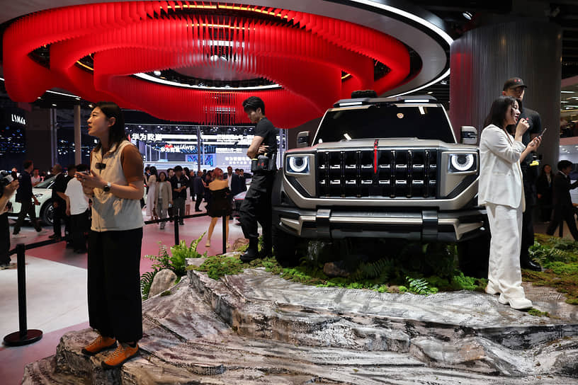 Hongqi представляет новый премиум-сегмент, соперничая с Mercedes-Benz и BMW-0